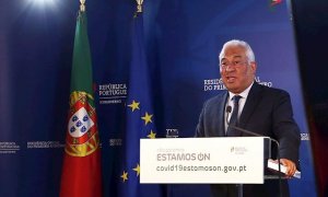 Lisbon (Portugal), 26/03/2020.- Portuguese prime minister Antonio Costa speaks during a press conference after attending the EU Council special teleconference summit to discuss the joint response to the ongoing coronavirus COVID-19 pandemic in Lisbon, Por