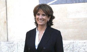 La fiscal general del Estado, Dolores Delgado, posa a su llegada a un acto para conmemorar el 40 Aniversario del Estatuto Orgánico del Ministerio Fiscal, en la Fiscalía de les Illes Balears, a 10 de febrero de 2022, en Palma de Mallorca,