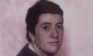 Anita Sirgo en 1962, rasurada, tras las torturas del capitán Caro.