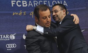 El presidente del Barça, Josep María Bartomeu y el expresidente Sandro Rosell. EFE