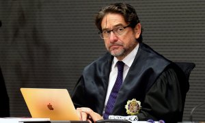 Fotografía de archivo, de mayo de 2016, en un juicio en Las Palmas, del juez Salvador Alba, que ha sido condenado por el Tribunal Superior de Justicia de Canarias (TSJC) a seis y medio años de cárcel y 15 de inhabilitación por prevaricación, cohecho y fal