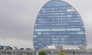 Edificio de BBVA, conocido como La Vela, en la zona norte de Madrid. E.P.