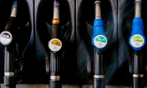 Las gasolineras continúan con su funcionamiento "pese a todas las dificultades"