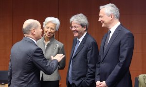El ministro de Finanzas alemán, Olaf Scholz, con la presidenta del BCE, Christine Lagarde, el comisario europeo de Asuntos Económicos, Paolo Gentiloni, y el ministro francés, Bruno Le Maire, charlan en una reunión del Ecofin, en Bruselas, el pasado febrer