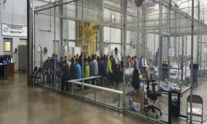 Centro de detención de menores inmigrantes en los EEUU. / REUTERS