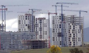Imagen de unos bloques de pisos en construcción. - EFE