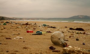El mundo se ahoga en plásticos: los desechos en mares se triplicarían en 2040. / Pixabay