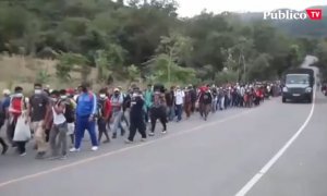 El ejército de Guatemala golpea a la caravana de migrantes
