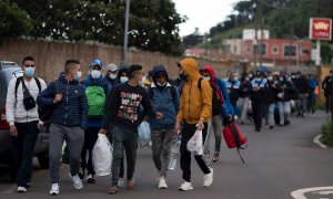 Regreso de 50 migrantes al campamento Las Raíces