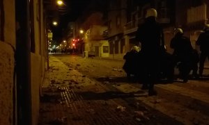 Hasta 13 detenidos y 19 policías heridos por disturbios en Linares