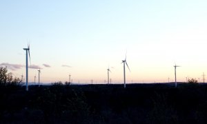 Els aerogeneradors en funcionament als parcs eòlics de Vilalba dels Arcs, a la Terra Alta. Imatge del març del 2021.