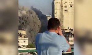 El estremecedor vídeo que un fotoperiodista graba a escasos metros de un bombardeo de Israel