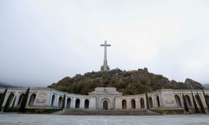 El proyecto de ley prevé proscribir las fundaciones de orientación franquista, como la del Valle de los Caídos y la dedicada al dictador.