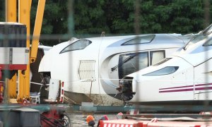 Locomotoras y vagones del tren Alvia "Rama 12" de Renfe, accidentado el 24 de julio de 2013 en Santiago de Compostela