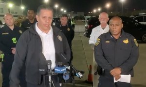 06/11/2021 El jefe de la policía de Houston, Troy Finner junto al  jefe de bomberos Sam Peña comparecen ante los medios