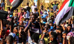 Manifestantes protestan en Jartum contra el golpe de Estado en Sudán.