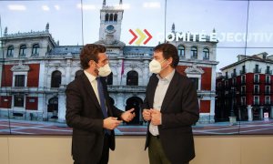 El presidente del PP, Pablo Casado, junto al presidente de la Junta de Castilla y León, Alfonso Fernández Mañueco.