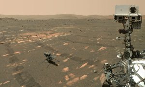 Autorretrato  del  vehículo robótico Perseverance junto al helicóptero Ingenuity en Marte