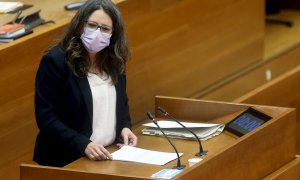 La vicepresidenta del Consell, Mónica Oltra, durante su comparecencia en Les Corts Valencianes.