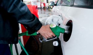 La gasolina bate su récord histórico: elegir estas cadenas puede hacerte ahorrar un 20%