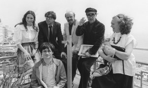 07/02/2022-Los directores de cine italianos, los hermanos Paolo y Vittorio Taviani, acompañados por los actores Sabina Vannucchi, Omero Antinutti, Margarita Lozano (a la derecha) y Claudio Bigagli durante el Festival Internacional de Cine de Cannes (1982)