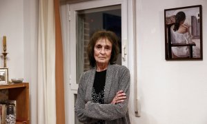 La pamplonesa María Victoria Martinikorena, víctima de abusos sexuales a los 11 años por parte de una monja en 1960 relata su historia en Pamplona a 9 de febrero de 2022.