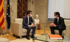 16/02/2022 - Pere Aragonès i Salvador Illa en la reunió que han mantingut al Palau de la Generalitat aquest dimecres.