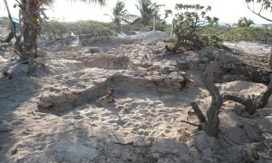 Restos arqueológicos de los náufragos en Tromelin.