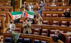 22/03/2022. El grupo parlamentario Unidas Podemos, protesta a favor del Pueblo Saharaui, durante una sesión plenaria en el Congreso de los Diputados, a 22/03/2022.