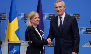 27/06/2022. El secretario general de la OTAN, Jens Stoltenberg, junto a la primera ministra de Suecia, Magdalena Andersson, en un acto celebrado en Brusela, a 27 de junio de 2022.