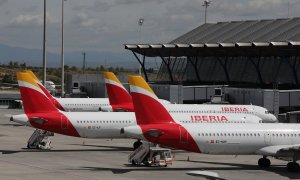 Varios aviones de Iberia aparcados en el Aeropuerto de Madrid-Barajas Adolfo Suárez. E.P./Marta Fernández