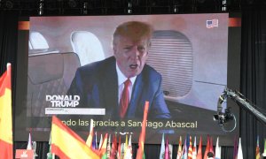 El expresidente estadounidense Donald Trump en un video durante el evento de Vox en el que se ha presentado "España decide" con motivo de la fiesta del partido, Viva 22, en Madrid
