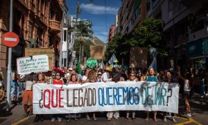 Manifestación celebrada este sábado en Tenerife para 'Salvar Canarias'.