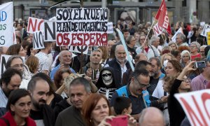 22/10/2022 Miles de personas, durante la manifestación por la sanidad pública en Madrid y contra el plan para las Urgencias extrahospitalarias del Gobierno de Ayuso