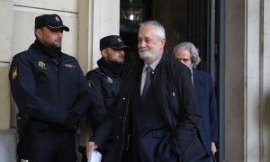 El ex¡presidente de la Junta de Andalucía, José Antonio Griñán a la salida del juicio del caso ERE en la Audiciencia Provincial a 19 de noviembre del 2019