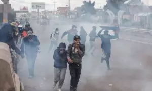 Enfrentamientos entre manifestantes y la policía el pasado sábado en Juliaca (Perú).