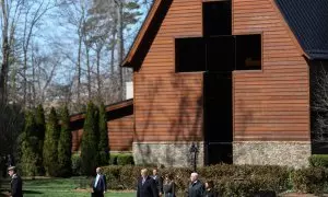 Imagen de archivo de Donald Trump durante el funeral del reverendo Billy Graham, voz histórica del evangelismo.