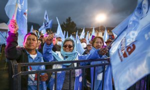 Candidatos en Ecuador aceleran la campaña a un día del silencio electoral