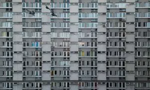 Vista de un edificio de apartamentos de la época comunista en el centro de Varsovia. REUTERS/Kacper Pempel