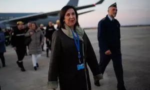 15/02/2023. La ministra de Defensa, Margarita Robles, recibe a los efectivos recién llegados de Turquía, en Torrejón de Ardoz, a 15 de febrero de 2023.