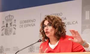 La ministra de Hacienda y Función Pública, María Jesús Montero, ofrece una rueda de prensa en la sede del Ministerio, a 30 de marzo de 2023, en Madrid (España).