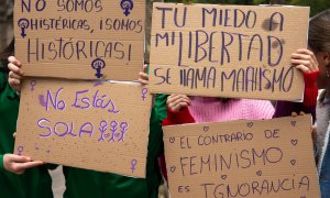 15/04/2023.- Manifestación ante la Delegación del Gobierno en La Rioja con el lema 'Logroño contra la violencia sexual'. EFE/Raquel Manzanares