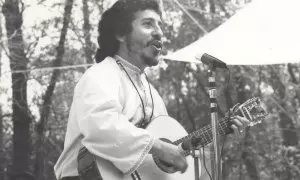 Víctor Jara, durante un concierto en México en noviembre de 1971.