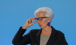 La presidenta del Banco Central Europeo (BCE), Christine Lagarde, se dirige a una conferencia de prensa sobre la política monetaria de la eurozona, en Alemania occidental, a 4 de mayo de 2023.