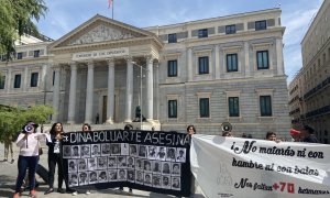 06/06/2023 - Los representantes de las plataformas convocantes frente al Congreso de los Diputados, a 6 de junio en Madrid.