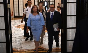 10/02/2023 - La presidenta de Perú, Dina Boluarte junto con el primer ministro Alberto Otárola en el Palacio Presidencial en Lima, a 10 de febrero de 2023.
