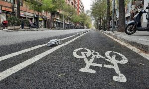 07/2023 - El carril bici en la calle Mallorca de Barcelona.
