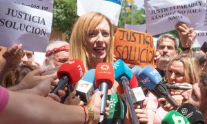 La exalcaldesa de Maracena (Granada) Berta Linares (PSOE), tras salir del Juzgado de Instrucción 5 de Granada, a 12 de julio de 2023.