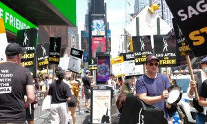 Miembros del Sindicato de Actores (SAG-AFTRA) manifestándose en Nueva York, a 14 de julio de 2023