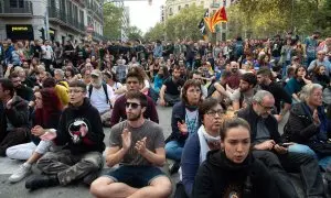 Fotografía de octubre de 2019 de manifestantes en el entorno de la plaza Urquinaona en la sexta jornada de protestas en Barcelona contra la sentencia del Supremo por el 'procés'. E.P./Germán Lama